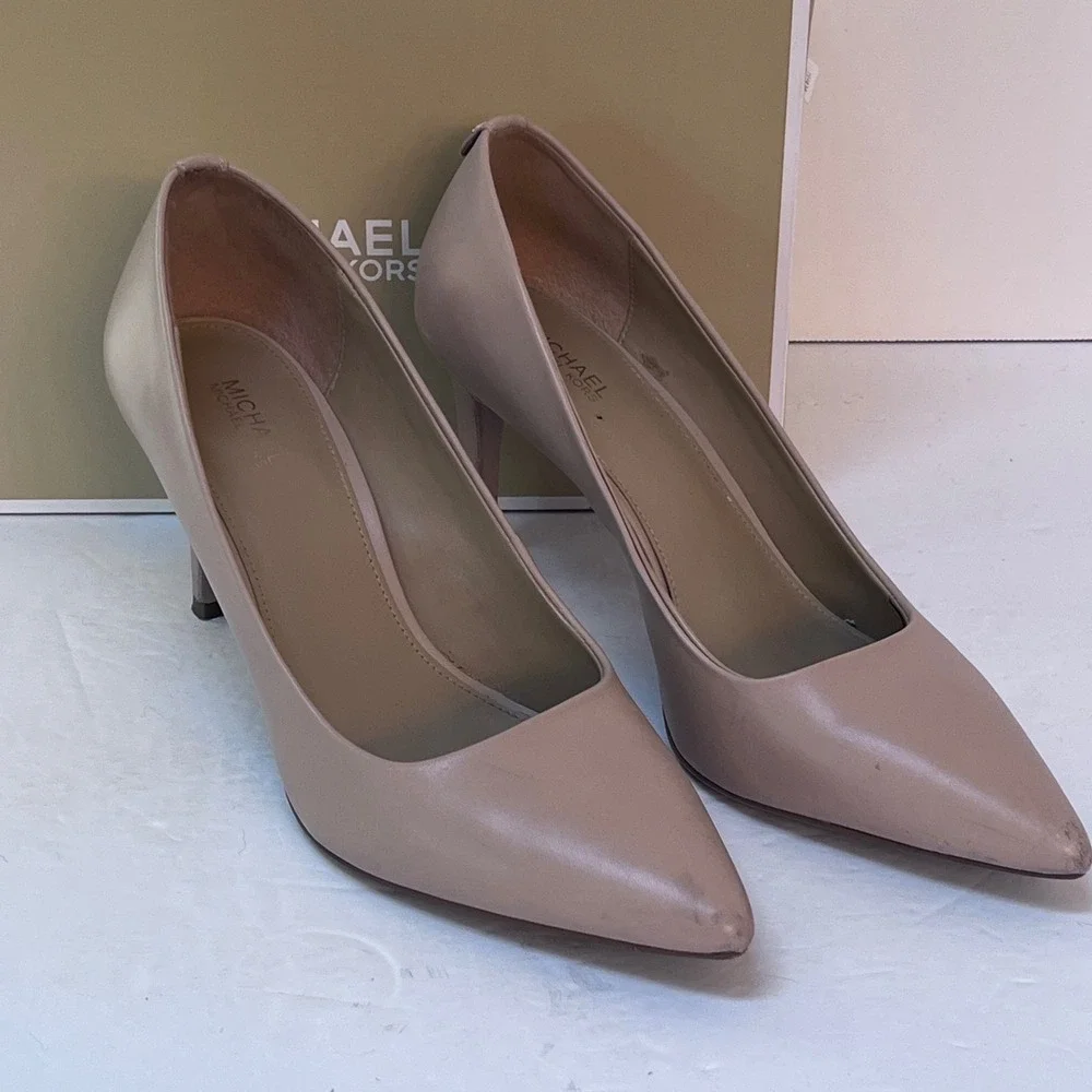 Michael Kors Alina Flex High Pump‎ Leather Heels Lt Cream US 8.5M Stiletto
